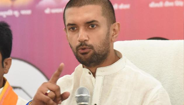 Lok Janshakti Party (LJP) national president Chirag Paswan addressing a press conference ahead of the second phase of the Bihar Assembly election, at party office in Patna, Bihar on Sunday.(Santosh Kumar/HT Photo) Lok Janshakti Party (LJP) national president Chirag Paswan addressing a press conference ahead of the second phase of the Bihar Assembly election, at party office in Patna, Bihar on Sunday.(Santosh Kumar/HT Photo)