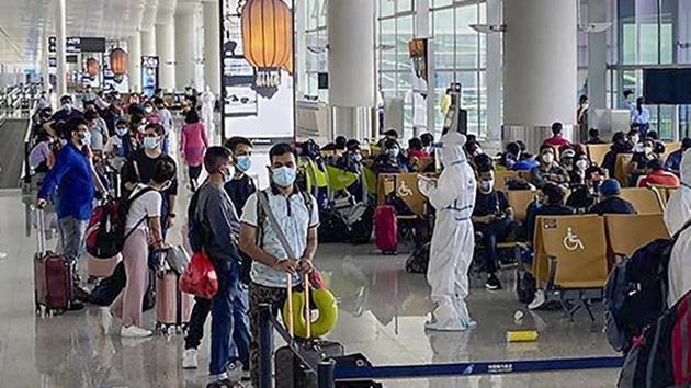 special international passenger flights have been operating in India under the Vande Bharat Mission since May and under bilateral air bubble arrangements formed between India and other countries since July.(PTI file photo) special international passenger flights have been operating in India under the Vande Bharat Mission since May and under bilateral air bubble arrangements formed between India and other countries since July.(PTI file photo)