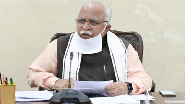 Haryana chief minister Manohar Lal Khattar during a meeting with officers engaged in crop procurement. (HT Photo) Haryana chief minister Manohar Lal Khattar during a meeting with officers engaged in crop procurement. (HT Photo)