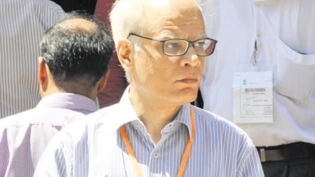Tarun Bajaj, economic affairs secretary (Hindustan Times photo) Tarun Bajaj, economic affairs secretary (Hindustan Times photo)