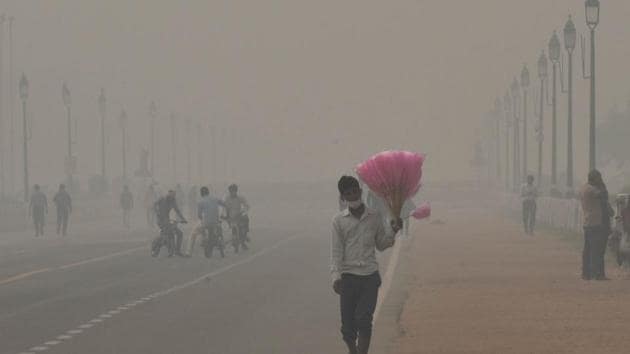 The national capital’s air quality was recorded in the “severe” category on Saturday morning as farmers in Punjab and nearby regions continued to set their fields on fire to clear crop residue (HT PHOTO) The national capital’s air quality was recorded in the “severe” category on Saturday morning as farmers in Punjab and nearby regions continued to set their fields on fire to clear crop residue (HT PHOTO)