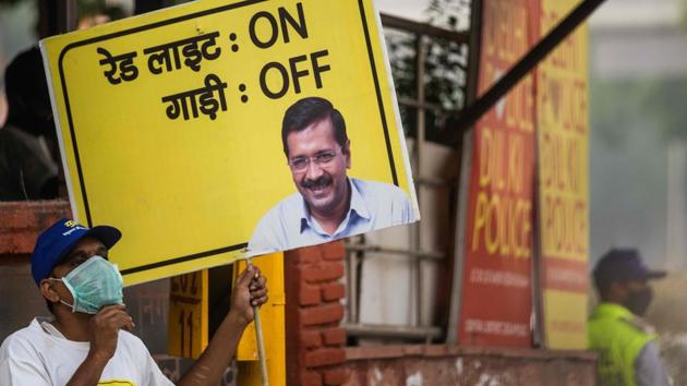 A volunteer displays a placard as a part of a Delhi government initiative urging commuters to switch-off the ignition of their vehicles at red lights, in New Delhi on November 5. According to GRAP, under the severe plus category, the CPCB task force can direct state governments in Delhi-NCR to stop the entry of all but essential trucks into Delhi, halt construction activity and implement the odd-even policy. (Jewel Samad / AFP) A volunteer displays a placard as a part of a Delhi government initiative urging commuters to switch-off the ignition of their vehicles at red lights, in New Delhi on November 5. According to GRAP, under the severe plus category, the CPCB task force can direct state governments in Delhi-NCR to stop the entry of all but essential trucks into Delhi, halt construction activity and implement the odd-even policy. (Jewel Samad / AFP)
