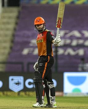 Abu Dhabi: Kane Williamson of Sunrisers Hyderabad raises his bat after scoring fifty runs during Indian Premier League (IPL) cricket match against Delhi Capitals, at Sheikh Zayed Stadium in Abu Dhabi, United Arab Emirates, Sunday, Nov. 8, 2020. (PTI Photo/Sportzpics for BCCI)(PTI08-11-2020_000184B) (PTI)