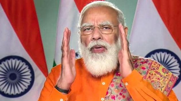 Prime Minister Narendra Modi will lay the foundation stone for several important projects in his constituency of Varanasi on Monday.(PTI Photo) Prime Minister Narendra Modi will lay the foundation stone for several important projects in his constituency of Varanasi on Monday.(PTI Photo)