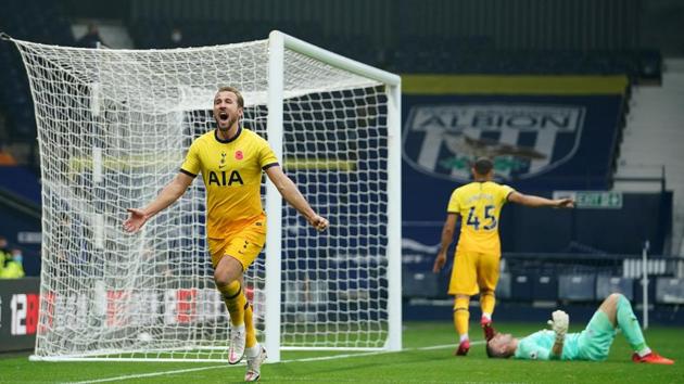 Soccer Football - Premier League - West Bromwich Albion v Tottenham Hotspur - The Hawthorns, West Bromwich, Britain - November 8, 2020 Tottenham Hotspur's Harry Kane celebrates scoring their first goal Pool(Pool via REUTERS)