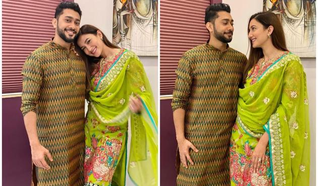 Gauahar Khan shared new photos with Zaid Darbar, wishing her fans a happy Diwali. Gauahar Khan shared new photos with Zaid Darbar, wishing her fans a happy Diwali.