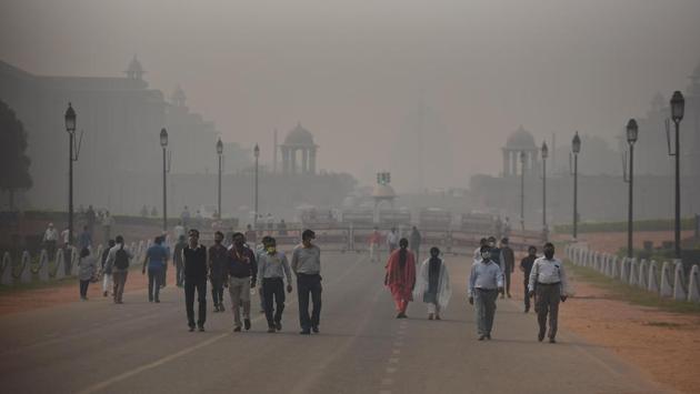 People out at Rajpath on a smog ridden afternoon due to rising pollution in New Delhi on November 9. The NGT ban comes in the wake of Delhi’s pollution levels rising at alarming levels and staying put in the “severe” quality for days now. (Raj K Raj / HT Photo) People out at Rajpath on a smog ridden afternoon due to rising pollution in New Delhi on November 9. The NGT ban comes in the wake of Delhi’s pollution levels rising at alarming levels and staying put in the “severe” quality for days now. (Raj K Raj / HT Photo)