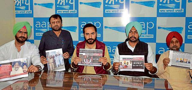 AAP’s Punjab Youth Wing president Aman Hayer with other party leaders addressing the media in Ludhiana on Monday. (Gurpreet Singh/HT) AAP’s Punjab Youth Wing president Aman Hayer with other party leaders addressing the media in Ludhiana on Monday. (Gurpreet Singh/HT)
