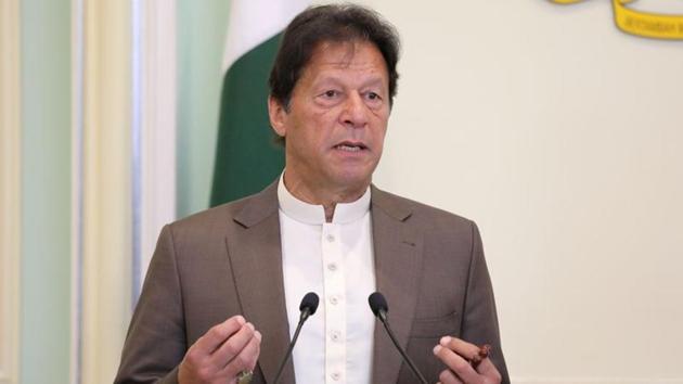Pakistan's Prime Minister Imran Khan speaks during a joint news conference with Malaysia's Prime Minister Mahathir Mohamad (not pictured) in Putrajaya, Malaysia, February 4, 2020 (REUTERS/Lim Huey Teng/File Photo) Pakistan's Prime Minister Imran Khan speaks during a joint news conference with Malaysia's Prime Minister Mahathir Mohamad (not pictured) in Putrajaya, Malaysia, February 4, 2020 (REUTERS/Lim Huey Teng/File Photo)