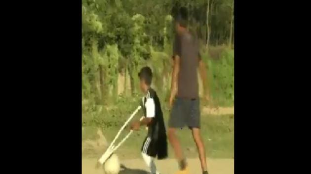 Kunal, who has one limb, has shown that there just needs to be enough courage and love for the sport for overcoming all difficulties. (ANI) Kunal, who has one limb, has shown that there just needs to be enough courage and love for the sport for overcoming all difficulties. (ANI)