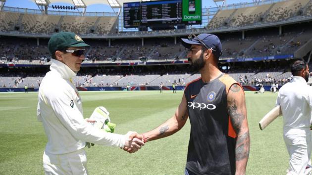 Tim Paine of Australia shakes hands with Virat Kohli of India. (Getty Images) Tim Paine of Australia shakes hands with Virat Kohli of India. (Getty Images)