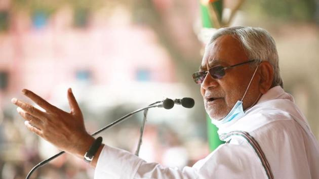 Bihar Chief Minister Nitish Kumar addressing the crowd at an election rally ahead of the third phase of Bihar Assembly Elections, in Katihar, Bihar. (Santosh Kumar/ Hindustan Times) Bihar Chief Minister Nitish Kumar addressing the crowd at an election rally ahead of the third phase of Bihar Assembly Elections, in Katihar, Bihar. (Santosh Kumar/ Hindustan Times)