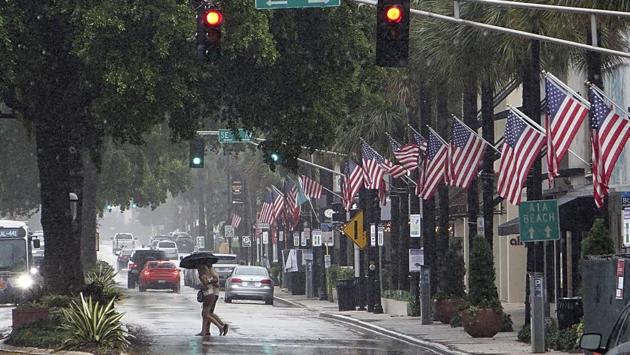 Rain bands from Tropical Storm Eta drench Fort Lauderdale, Florida on November 8. Eta’s centre hit the tip of Florida late November 8 as it blew over the middle of the chain of small islands that form the Florida Keys. It was moving into the Gulf of Mexico on November 9. Forecasters told AP that Eta could re-intensify into a minimal hurricane as it slowly moves up the southwestern Gulf Coast. (Joe Cavaretta / South Florida Sun-Sentinel via AP)