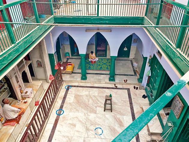 Lakshmi Narayan Mandir, in Kucha Pati Ram, has to be among Delhi’s most beautiful temples—even if it’s rather small, and barely known.(HT Photo)