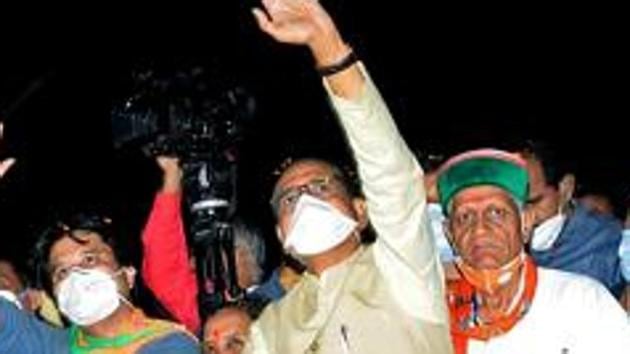 Bharatiya Janata Party (BJP) registered a crucial victory in the fiercely contested Madhya Pradesh by-polls winning on 19 seats and trouncing the Congress that managed to secure just 9 seats.(ANI) Bharatiya Janata Party (BJP) registered a crucial victory in the fiercely contested Madhya Pradesh by-polls winning on 19 seats and trouncing the Congress that managed to secure just 9 seats.(ANI)