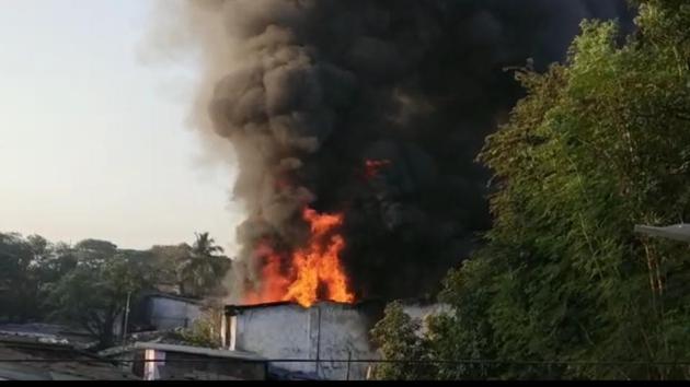 The early morning fire caused panic among the residents living near the powerloom unit in Bhiwandi. (Sourced) The early morning fire caused panic among the residents living near the powerloom unit in Bhiwandi. (Sourced)