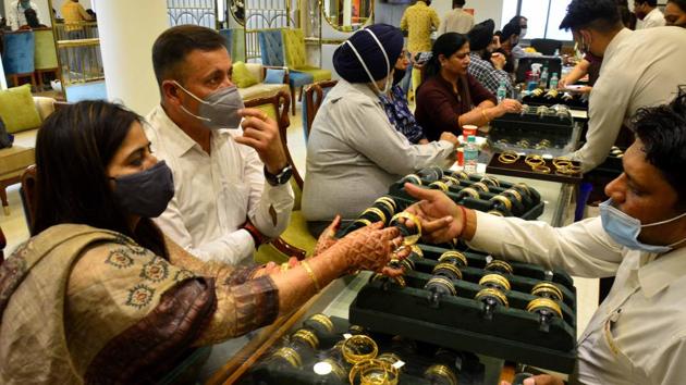 The findings indicate consumers’ intent to stick to their current vehicles for a longer period than they had originally expected (79%, the highest among the 18 countries surveyed). 37% feel safe in staying in a hotel and 42% feel safe while travelling. (Keshav Singh/Hindustan Times photo) The findings indicate consumers’ intent to stick to their current vehicles for a longer period than they had originally expected (79%, the highest among the 18 countries surveyed). 37% feel safe in staying in a hotel and 42% feel safe while travelling. (Keshav Singh/Hindustan Times photo)