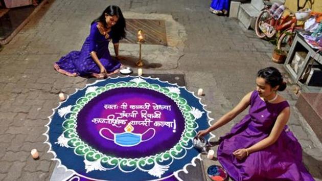 Maharashtra celebrates Diwali in toned-down manner amid Covid-19 ...