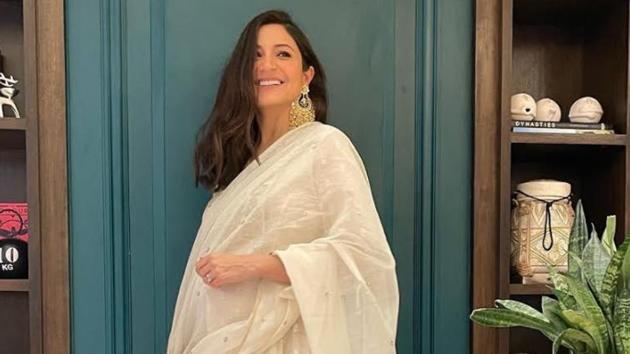 A pregnant and glowing Anushka Sharma shared her Diwali look. A pregnant and glowing Anushka Sharma shared her Diwali look.