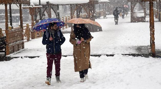 In snowed in many parts of Kashmir over the weekend. (ANI FILE PHOTO) In snowed in many parts of Kashmir over the weekend. (ANI FILE PHOTO)