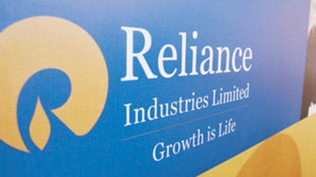 Reliance Retail Ltd, a subsidiary of RRVL, operates India’s largest, fast-growing retail business witnessing close to 640 million footfalls at its 12,000 stores across India.(Reuter s file photo)