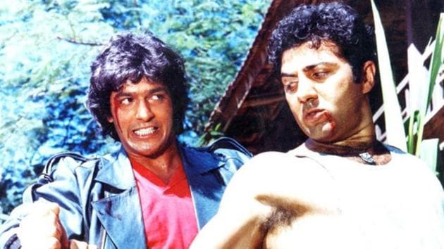 Chunky Panday has recalled a hilarious anecdote about Sunny Deol.