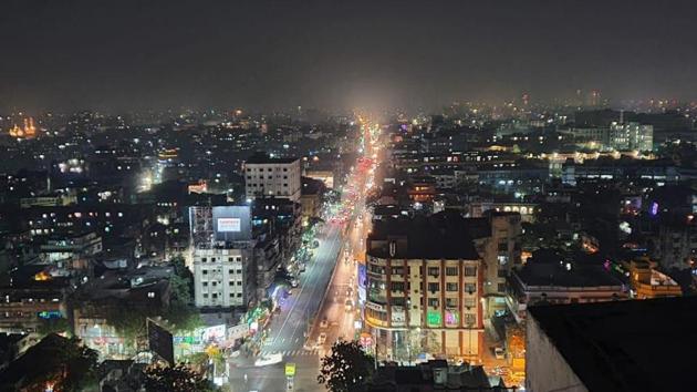 Kolkata's Diwali celebrations are a grand spectacle with iconic Kali Puja.(TWITTER/ @KPCentralDiv)