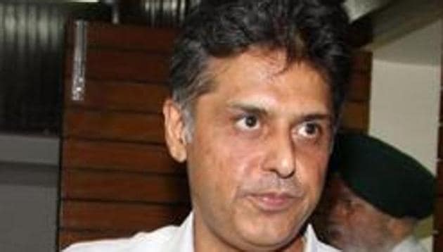 Manish tewari Tewari got himself tested after running mild fever.(File Photo)