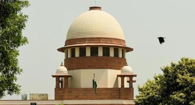 A Delhi government spokesperson on Tuesday confirmed that a special leave petition (SLP) has been filed before the Supreme Court challenging the high court order and seeking an interim ex-parte stay on the implementation of the order.(HT file photo)