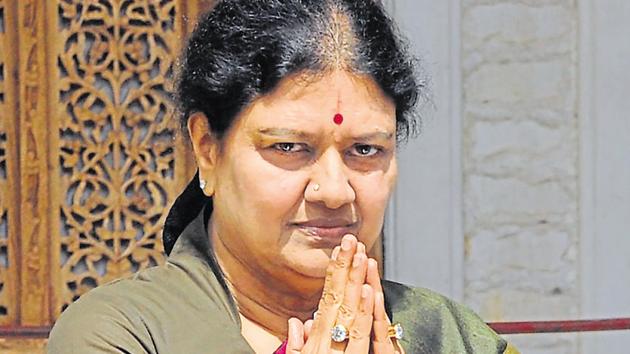 In 2017, after the Supreme Court restored the Bengaluru trial court judgment in toto against Sasikala and her two relatives, V N Sudhakaran and J Elavarasi in the assets case, the former Chief Minister’s confidante surrendered before the Karnataka court on February 15, 2017(AFP)