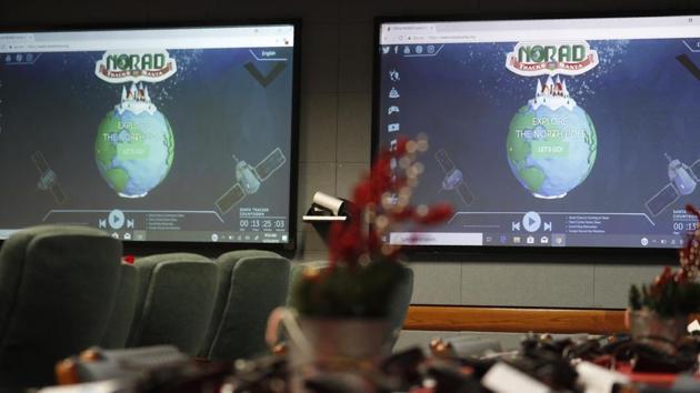 The image shows monitors in the NORAD Tracks Santa center at Peterson Air Force Base in Colorado Springs. (AP) The image shows monitors in the NORAD Tracks Santa center at Peterson Air Force Base in Colorado Springs. (AP)