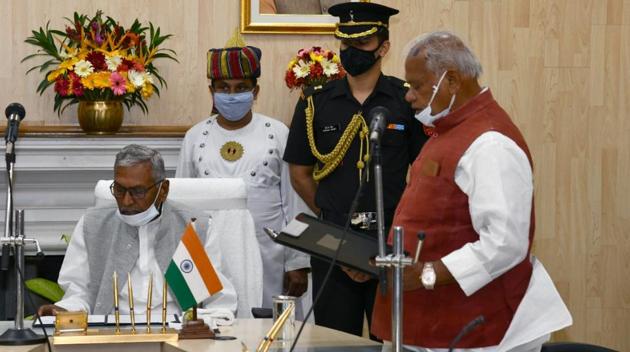 Manjhi, who started his political journey from the Congress, has been a member of the Bihar Legislative Assembly since 1980. He has been associated with all the mainstream parties of the state until he floated his own party, the Hindustani Awam Morcha (HAM)-Secular in 2015.(HT PHOTO.) Manjhi, who started his political journey from the Congress, has been a member of the Bihar Legislative Assembly since 1980. He has been associated with all the mainstream parties of the state until he floated his own party, the Hindustani Awam Morcha (HAM)-Secular in 2015.(HT PHOTO.)