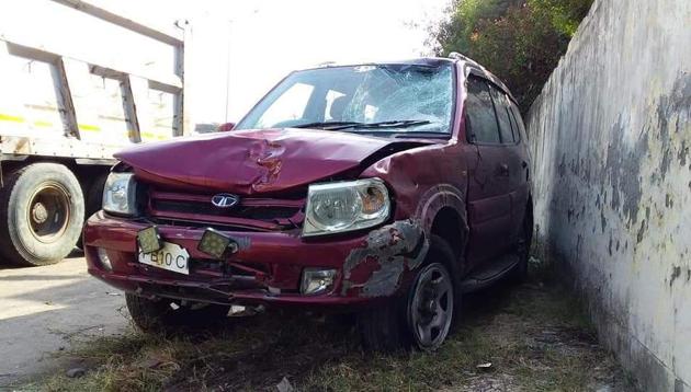 The SUV involved in the crash in Ludhiana on Wednesday. (HT PHOTO) The SUV involved in the crash in Ludhiana on Wednesday. (HT PHOTO)