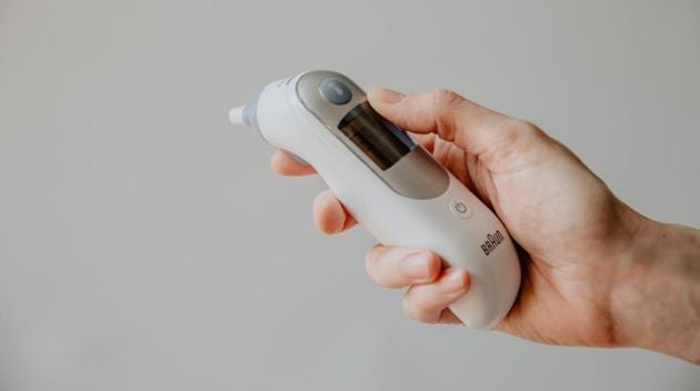 According to Science Daily, researchers are still unaware of the fact that tells the reason behind why the lungs of a Covid patient stop providing oxygen to the bloodstream.(Unsplash) According to Science Daily, researchers are still unaware of the fact that tells the reason behind why the lungs of a Covid patient stop providing oxygen to the bloodstream.(Unsplash)