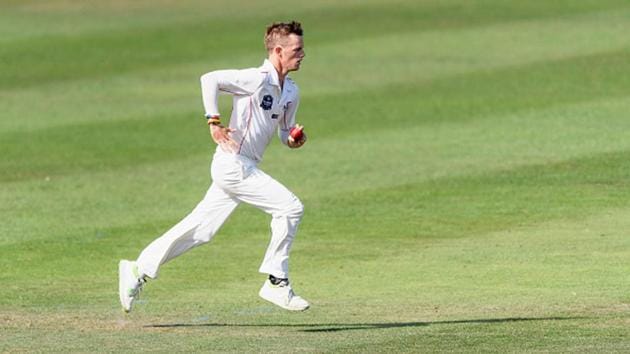 Andrew Hazeldine running in to bowl. (Getty Images) Andrew Hazeldine running in to bowl. (Getty Images)