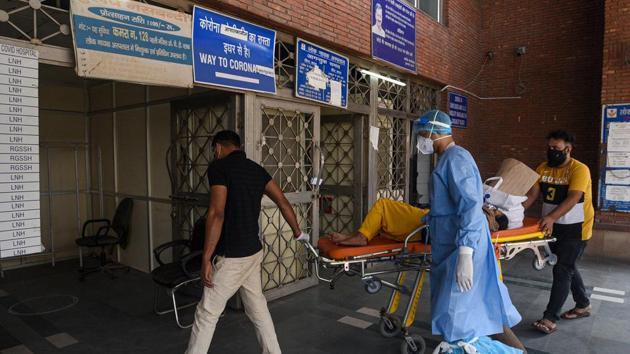 On November 6, the government had ordered 14 private hospitals to allocate 50% of their bed strength for treating Covid-19 patients, adding 685 beds to the city’s total bed strength.(Biplov Bhuyan/HT Photo) On November 6, the government had ordered 14 private hospitals to allocate 50% of their bed strength for treating Covid-19 patients, adding 685 beds to the city’s total bed strength.(Biplov Bhuyan/HT Photo)