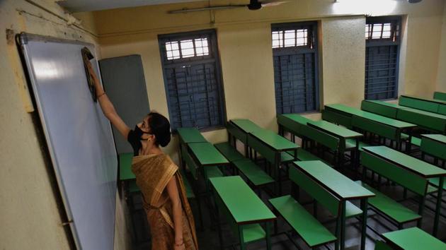 A college in Thane being prepared for the classes. (Praful Gangurde) A college in Thane being prepared for the classes. (Praful Gangurde)