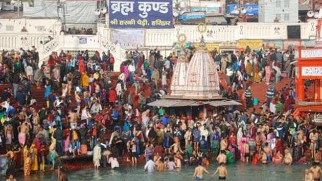 Ardh Kumbh fair 2021 will start in January and end in April in the holy city of Haridwar. (Hindustan Times) Ardh Kumbh fair 2021 will start in January and end in April in the holy city of Haridwar. (Hindustan Times)