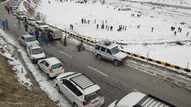 Civilians have been advised not to travel on Mughal Road due to dangers posed by snowfall. (PTI Photo/Reprsentative use) Civilians have been advised not to travel on Mughal Road due to dangers posed by snowfall. (PTI Photo/Reprsentative use)