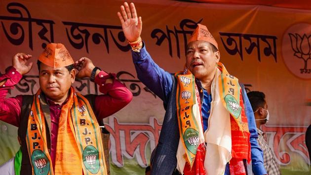 Former Bodoland People Front (BPF) MLA Emmanuel Mushahary and former BPF MP Biswajit Daimary greets supporters after formally joining BJP, ahead of the Bodoland Territorial Region (BTR) Election 2020, at Kumarikata in Assam’s Baksa district on Sunday.(PTI) Former Bodoland People Front (BPF) MLA Emmanuel Mushahary and former BPF MP Biswajit Daimary greets supporters after formally joining BJP, ahead of the Bodoland Territorial Region (BTR) Election 2020, at Kumarikata in Assam’s Baksa district on Sunday.(PTI)
