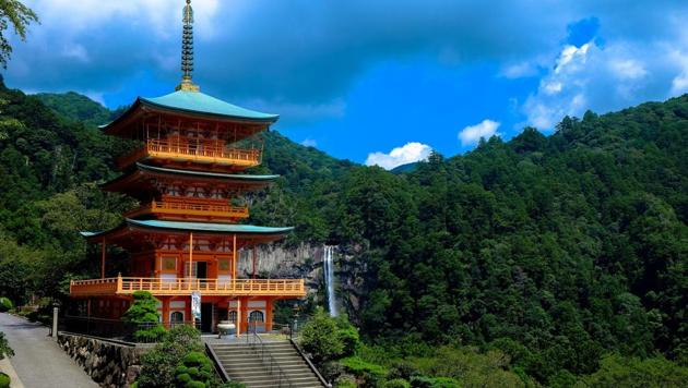 Foreign Minister Wang Yi is the first senior Chinese official to visit Japan since Prime Minister Yoshihide Suga took office in September.(Unsplash) Foreign Minister Wang Yi is the first senior Chinese official to visit Japan since Prime Minister Yoshihide Suga took office in September.(Unsplash)