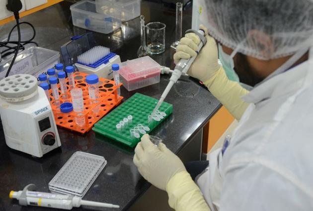 On the storage facilities in the state, the minister said Karnataka has around 2,855 cold chain points for storage and distribution of vaccines.(Reuters file photo. Representative image)