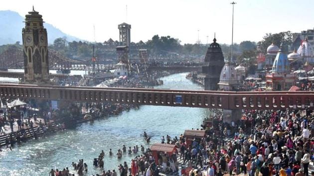 A grand bridge built ahead of Mahakumbh 2021 in Haridwar.(HT Photo) A grand bridge built ahead of Mahakumbh 2021 in Haridwar.(HT Photo)