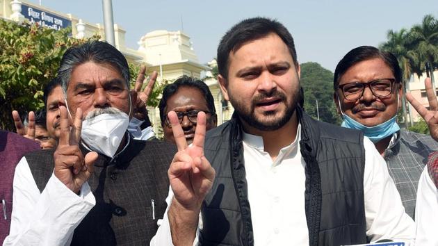Grand Alliance candidate and RJD MLA Awadh Bihari Chaudhary and RJD leader Tejashwi Yadav address media outside the Bihar assembly, in Patna on November 24.(ANI) Grand Alliance candidate and RJD MLA Awadh Bihari Chaudhary and RJD leader Tejashwi Yadav address media outside the Bihar assembly, in Patna on November 24.(ANI)