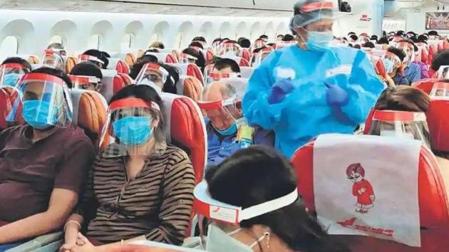 All on duty cockpit and cabin crew of all the airlines carrying valid identity cards will be exempted from RT-PCR test at all airports in Maharashtra. (Photo: Twitter) All on duty cockpit and cabin crew of all the airlines carrying valid identity cards will be exempted from RT-PCR test at all airports in Maharashtra. (Photo: Twitter)