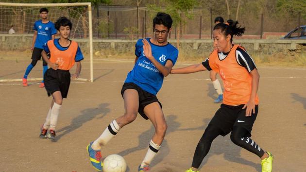 Bala Devi (Indian womens football team caption) in action during the practice session at Unites Poona Sports Academy in NCL, Pashan in Pune.(Milind Saurkar/HT Photo)