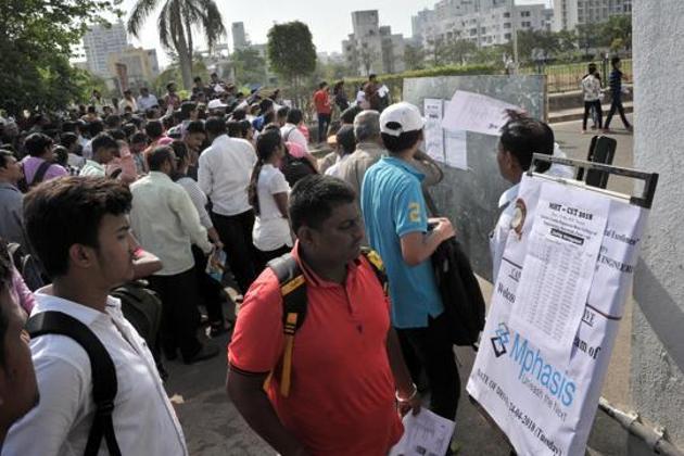 File photo of students checking Maharashtra CET results. (HT FILE) File photo of students checking Maharashtra CET results. (HT FILE)