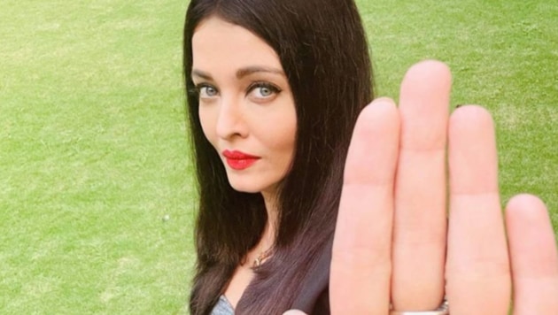 Aishwarya Rai has shared a new picture. Aishwarya Rai has shared a new picture.