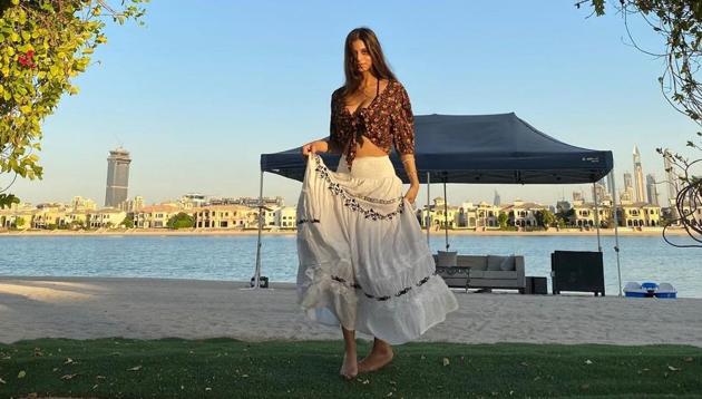 Suhana Khan experimented with bohemian style in her new Instagram post.