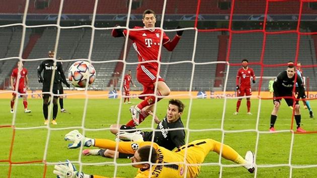 Robert Lewandowski scores.(Getty Images) Robert Lewandowski scores.(Getty Images)